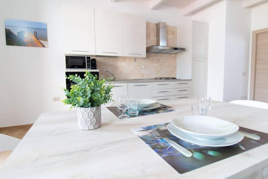 Il Guardiano Del Faro Apartamento Càbras Exterior foto